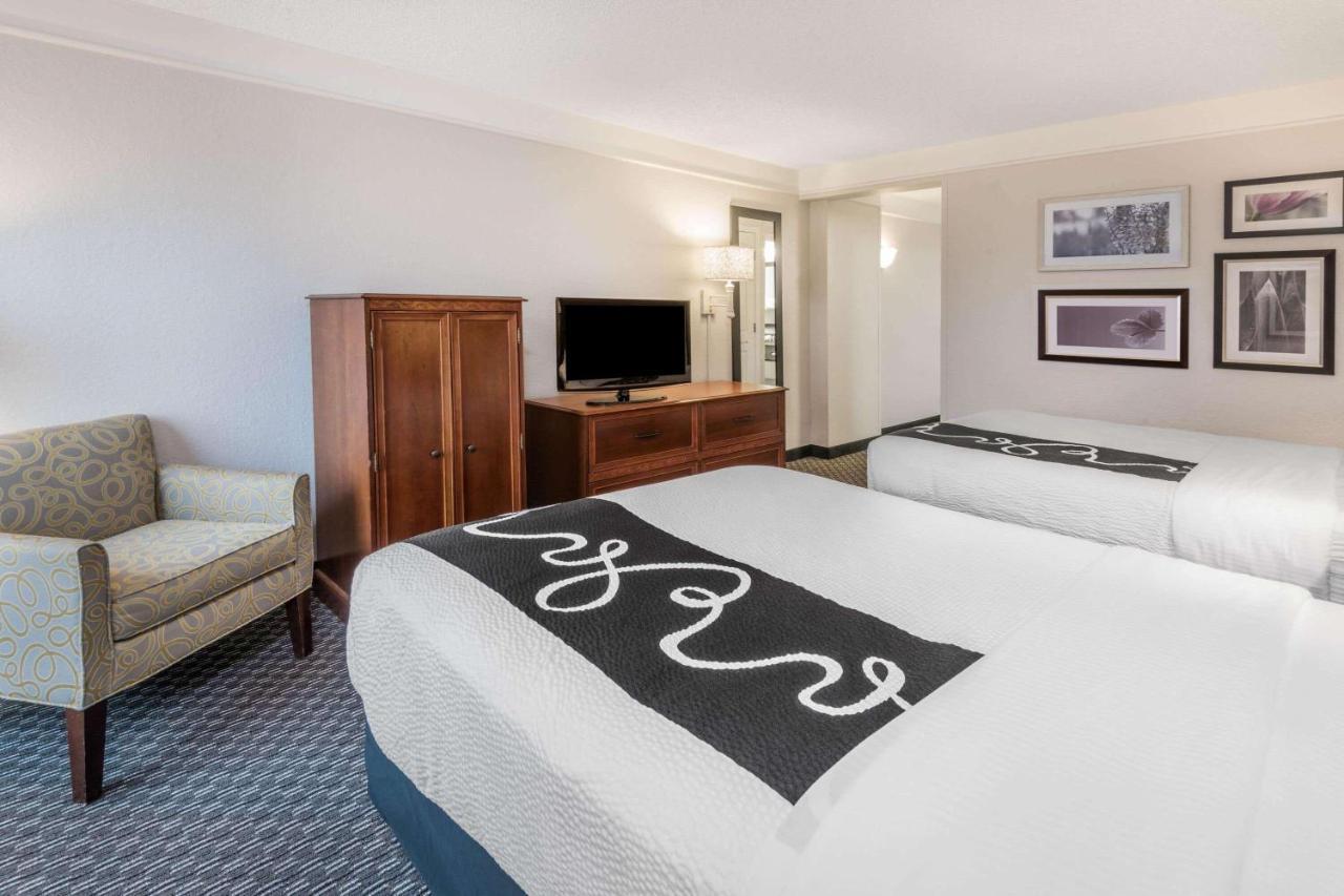 La Quinta Inn & Suites By Wyndham San Antonio Riverwalk Esterno foto