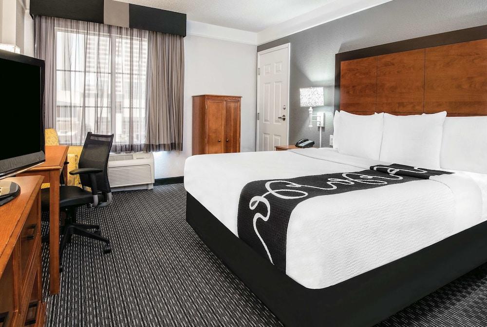 La Quinta Inn & Suites By Wyndham San Antonio Riverwalk Esterno foto