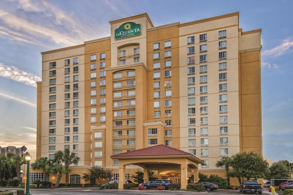 La Quinta Inn & Suites By Wyndham San Antonio Riverwalk Esterno foto