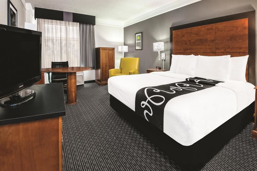 La Quinta Inn & Suites By Wyndham San Antonio Riverwalk Esterno foto